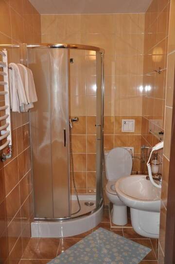 Фото номера Двухместный номер с 1 кроватью Гостевой дом Hotel*** Villa Eden &amp; SPA г. Сувалки 7