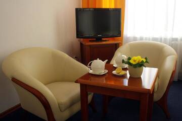 Фото номера Номер-студио (для 2 взрослых) Отель Hotel Logos г. Сувалки 21